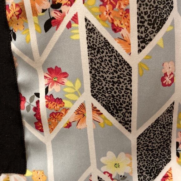 CAbi Sleeveless Floral Top With Black Trim - Picture 3 of 9